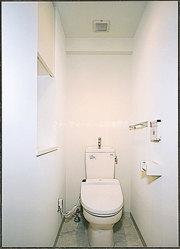 トイレ　別号室参考写真