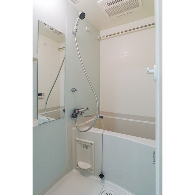 バス・シャワールーム　バスルーム