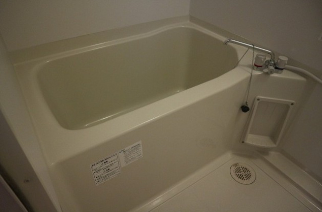 バス・シャワールーム　清潔感溢れるお風呂