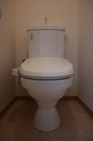 トイレ　大人気のウォシュレット付トイレ