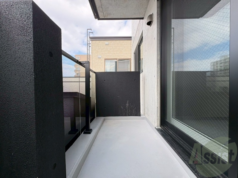 バルコニー　バルコニーが付いていますので一息ついてみてはいかがですか。