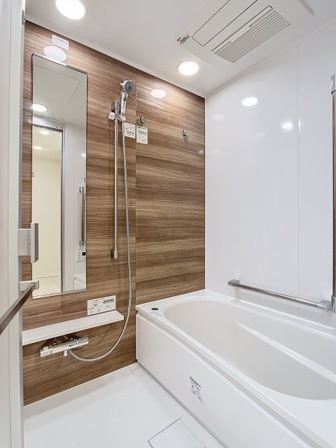 バス・シャワールーム　きれいなお風呂です