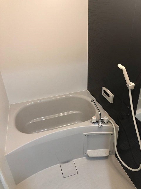 バス・シャワールーム　バスルーム