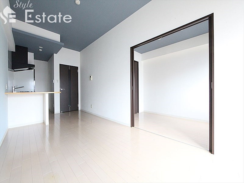 居室・リビング　内装