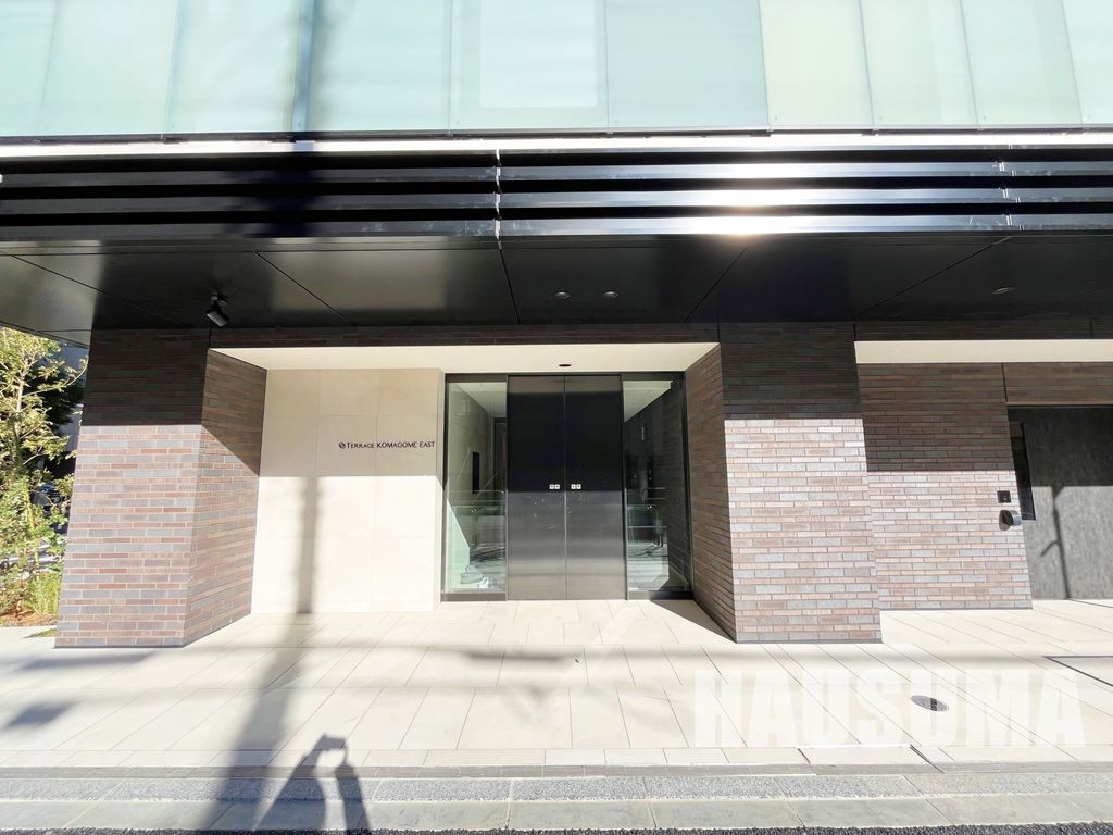 エントランス　エントランス