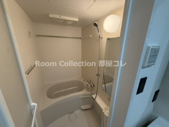 バス・シャワールーム　※同物件他部屋写真 反転、色違いの場合有 現況優先