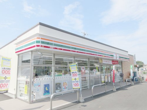 コンビニ　セブンイレブン 宇都宮問屋町店（コンビニ）まで780m