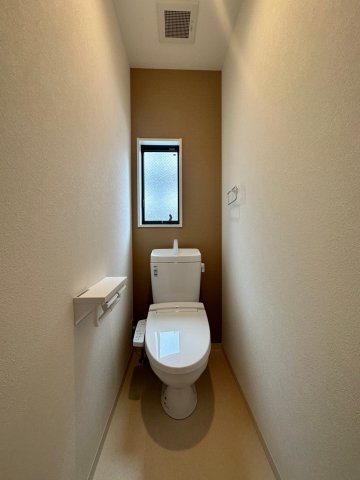 トイレ　清潔感のあるトイレです