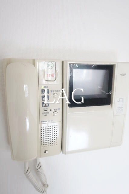 セキュリティ　モニター付きインターホンになります。