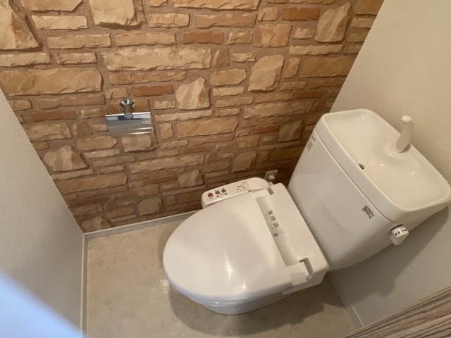 トイレ　別号室イメージ