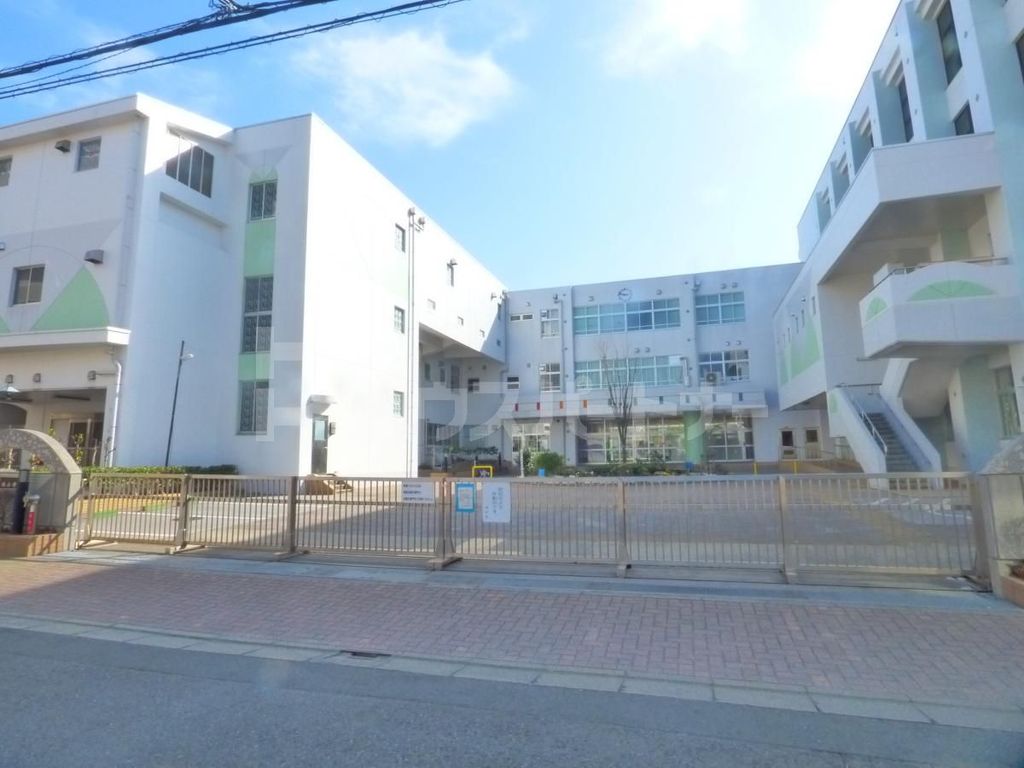 小学校　東葛西小学校（小学校）まで460m