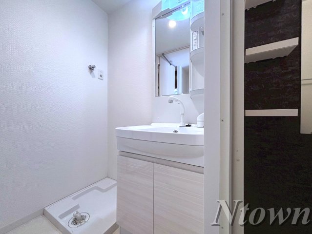 洗面設備　朝の身支度には欠かせない独立洗面化粧台