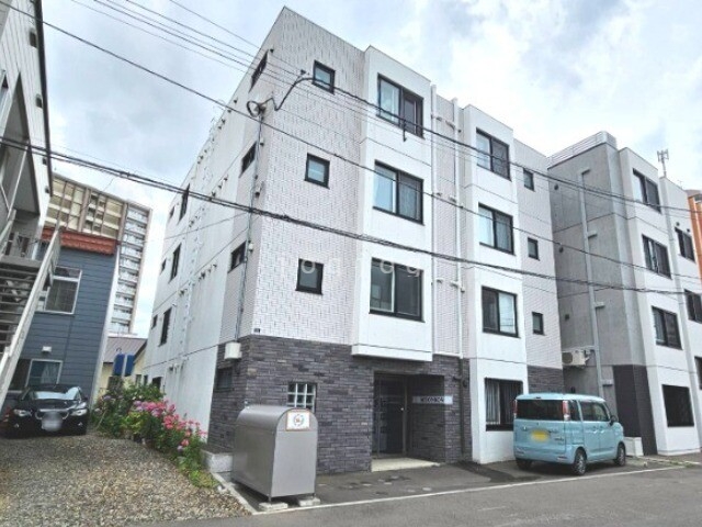 建物外観　ムーンボー