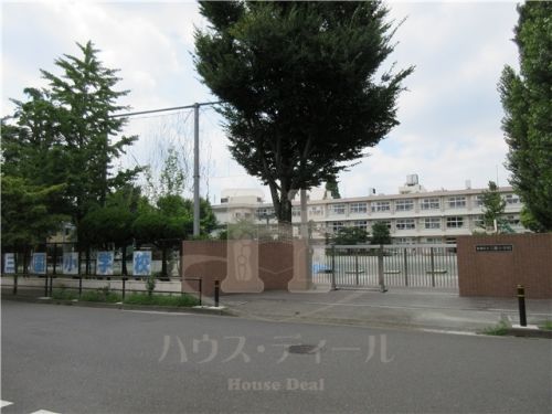小学校　板橋区立三園小学校（小学校）まで316m