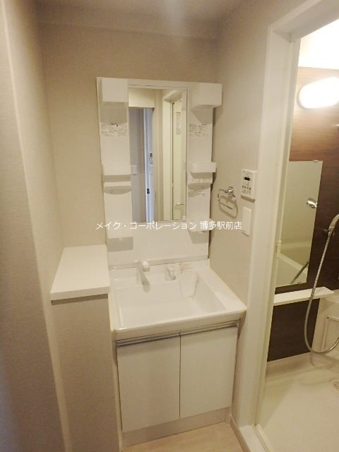 洗面設備　※写真は同物件別部屋引用・現状優先です。