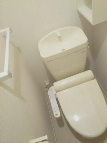 トイレ　シンプルで使いやすいトイレです