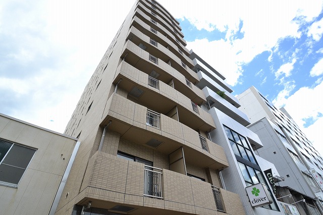 建物外観　存在感のあるキレイな外観