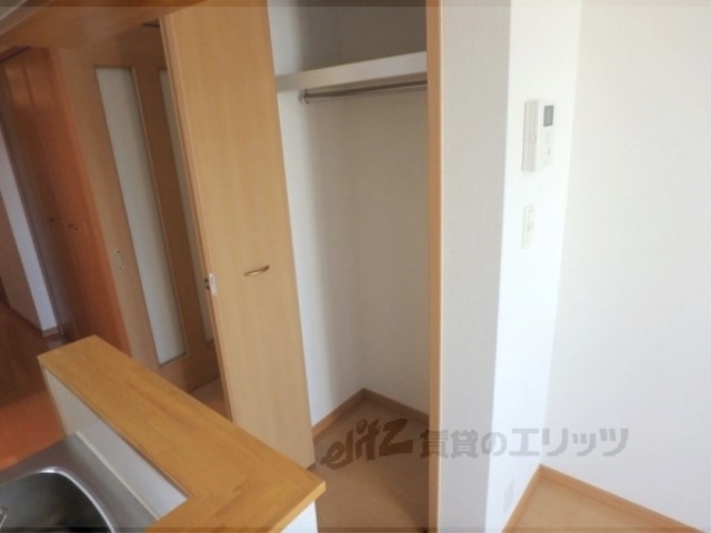 収納　洋室収納