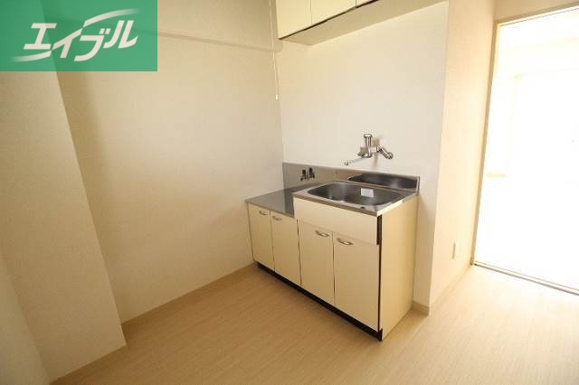 キッチン　同タイプのお部屋の写真です