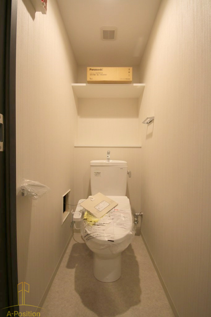 トイレ　エステムコート大阪福島IIレイヤー