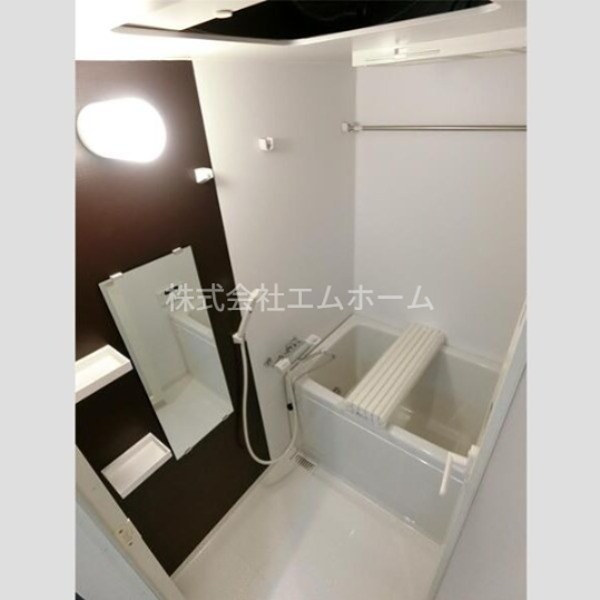 バス・シャワールーム　浴室暖房乾燥機付お風呂