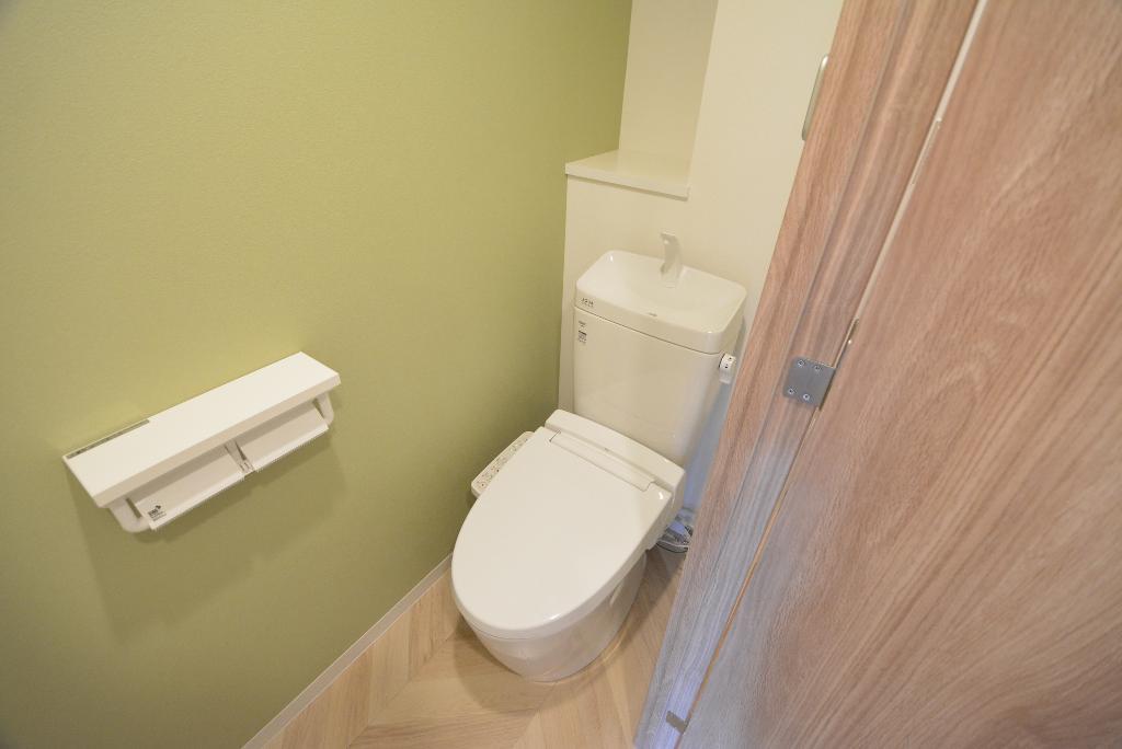 トイレ　シャワー付トイレ