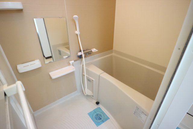 バス・シャワールーム　同一タイプです。