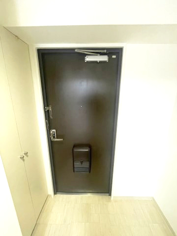 玄関　(参考)同マンション同間取り他部屋の写真