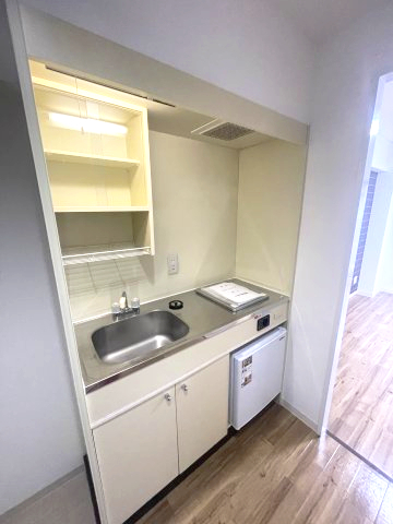 キッチン　(参考)同マンション同間取り他部屋の写真