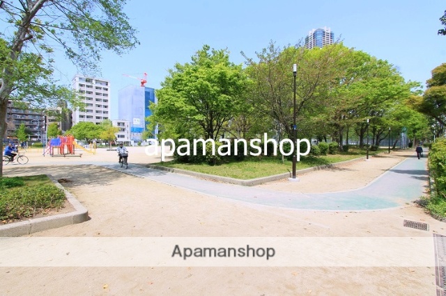 公園　磯路中央公園（公園）まで450m