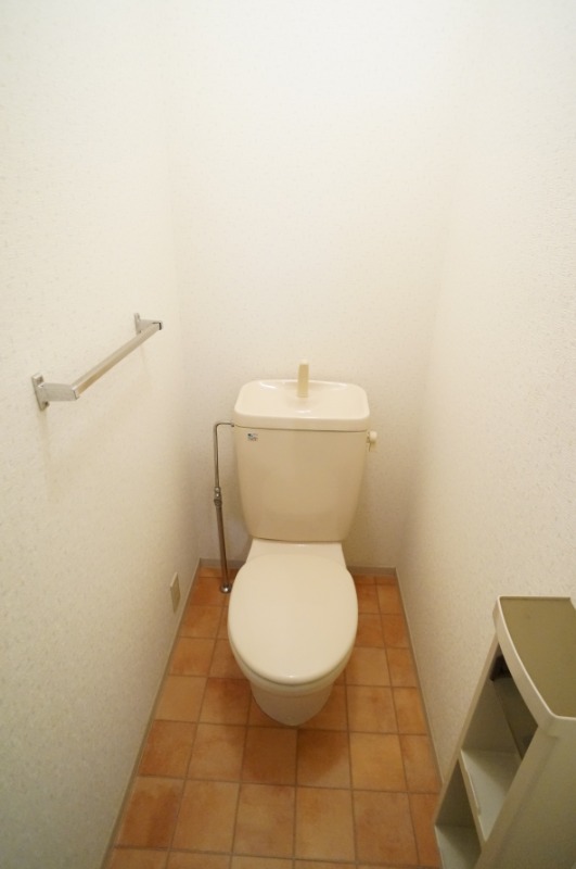 トイレ　別号室