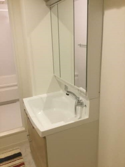 洗面設備　※他号室の写真です