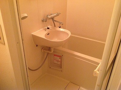 バス・シャワールーム　日々の暮らしに欠かせないお風呂です