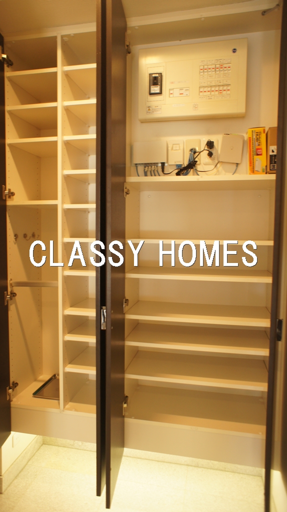 玄関　2005年竣工 ワールドシティタワーズアクアタワー：玄関