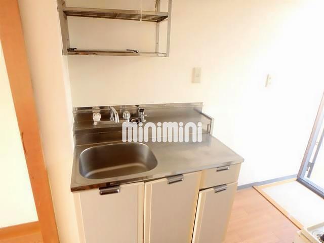 キッチン　室内写真です。