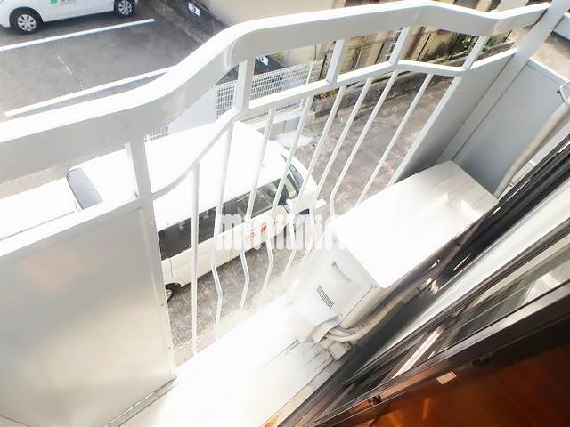 バルコニー　室内写真です。