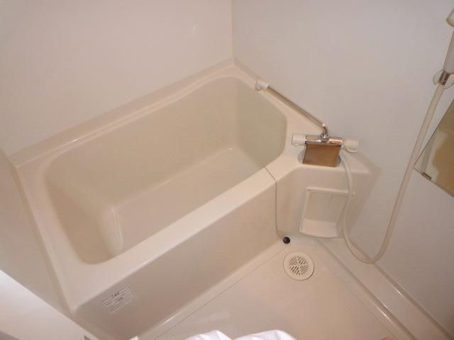 バス・シャワールーム　キレイな浴室です