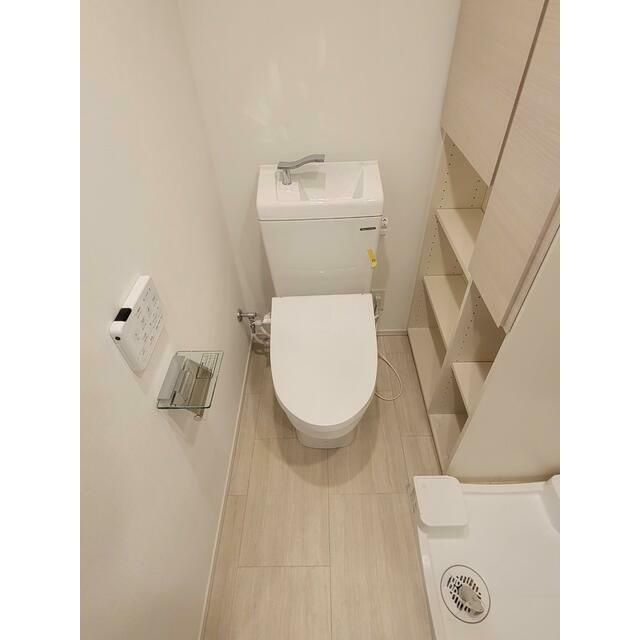 トイレ　レガリス文京大塚　文京区大塚4