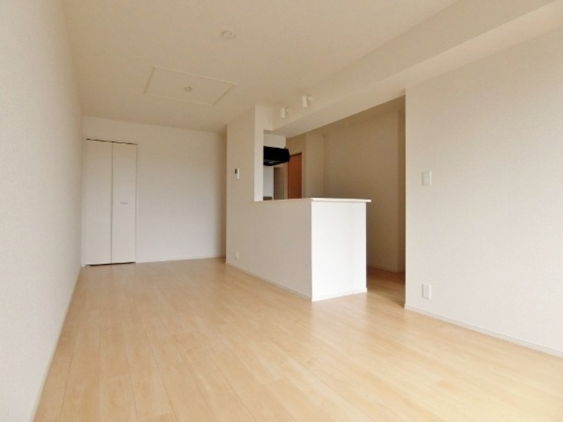 居室・リビング　図面と現状に相違がある場合には現状を優先