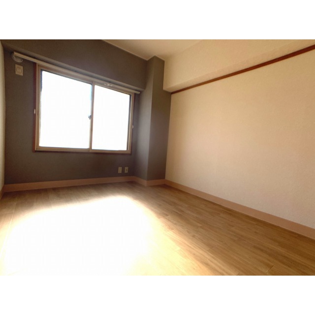 その他部屋・スペース　玄関隣洋室