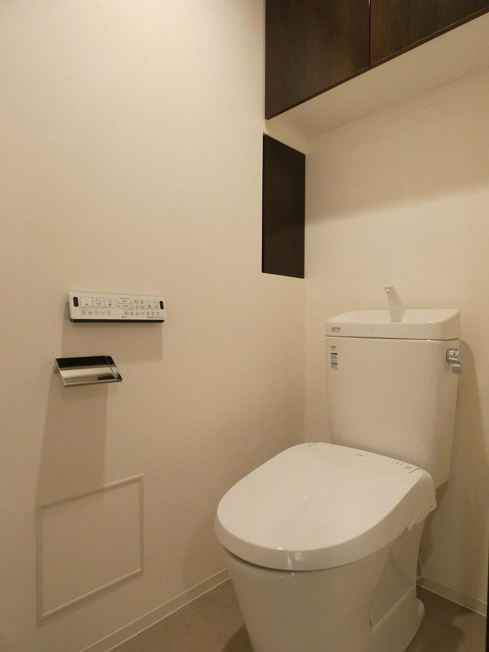 トイレ　トイレ