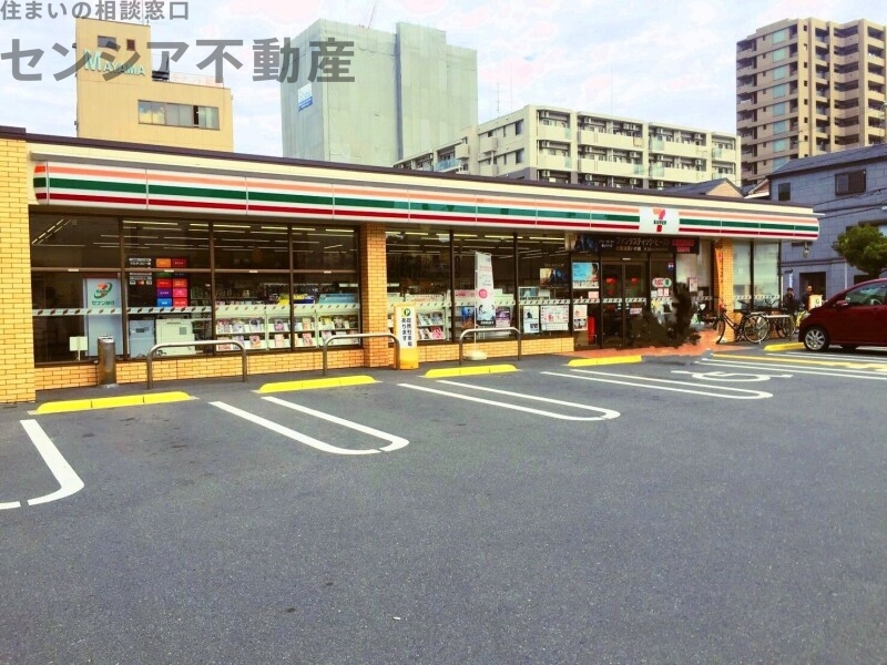 コンビニ　セブンイレブン大阪緑1丁目店（コンビニ）まで376m