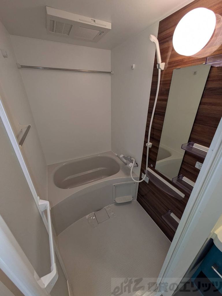 バス・シャワールーム　バルコニー