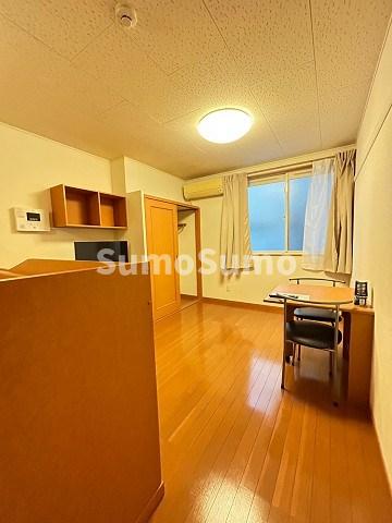 居室・リビング　ゆったりとした居間です