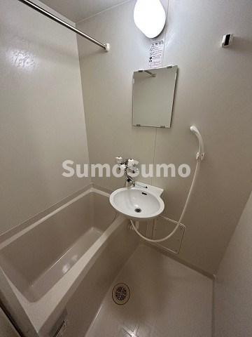 バス・シャワールーム　ゆったり過ごせるお風呂です