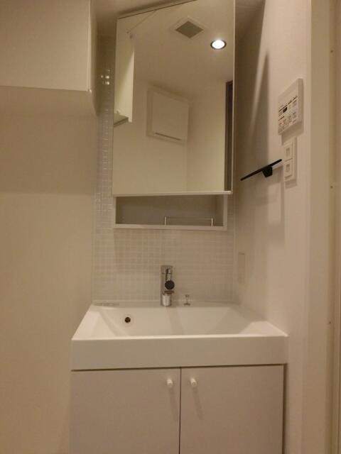 洗面設備　追焚機能付きです