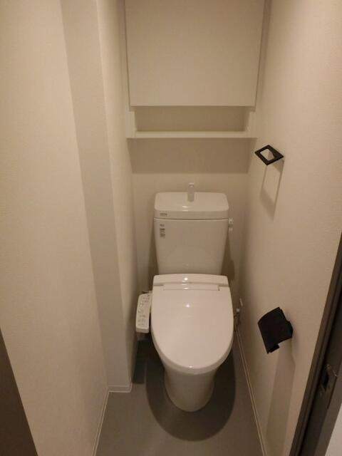 バルコニー　浴室乾燥機完備