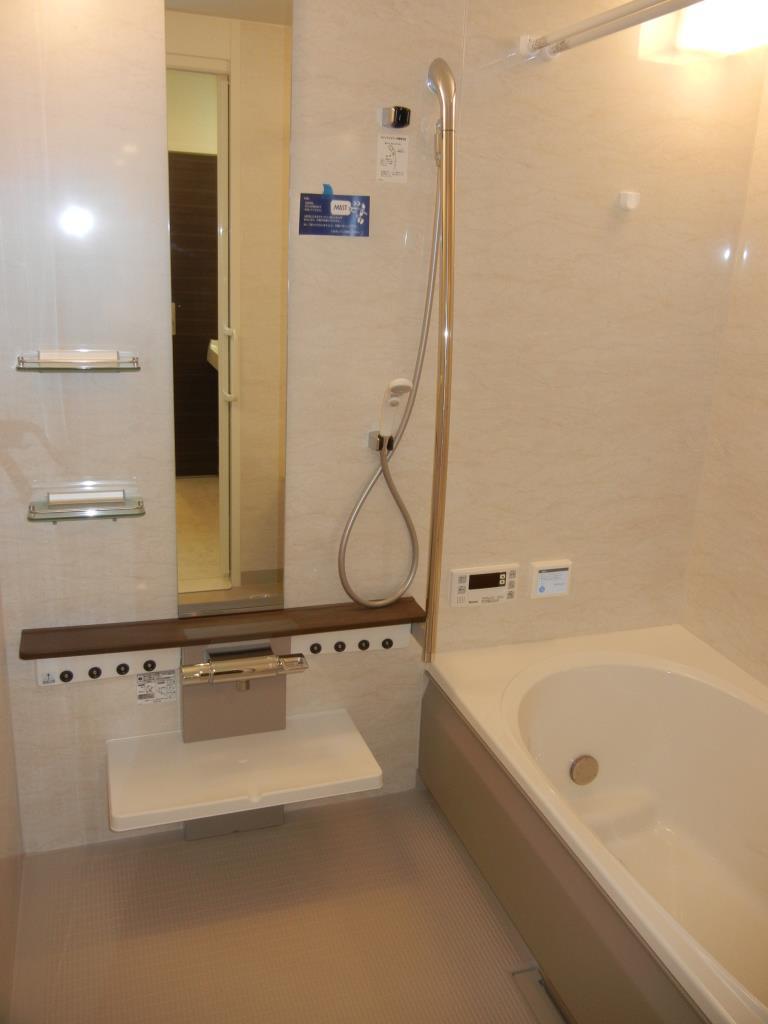 バス・シャワールーム　バストイレ別♪