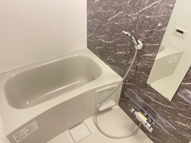 バス・シャワールーム　類似写真