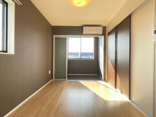 居室・リビング　類似写真